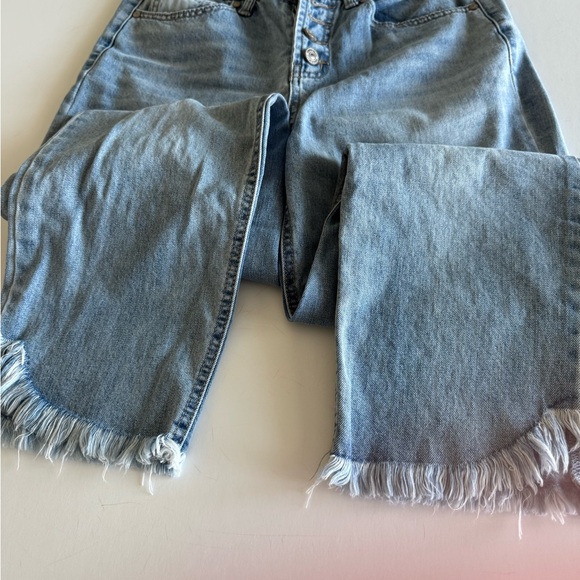 Rewash Jeans,  7/28, Button Fly, Rag Hem, 23” inseam, Like New - Picture 3 of 6